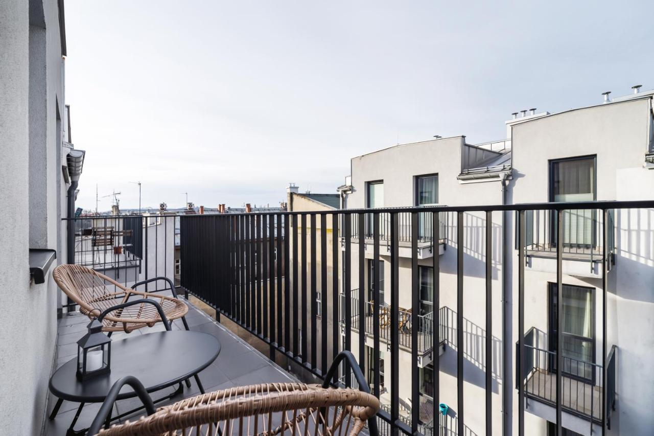 Modern Studio Wegierska Cracow By Noclegi Renters Krakow Ngoại thất bức ảnh