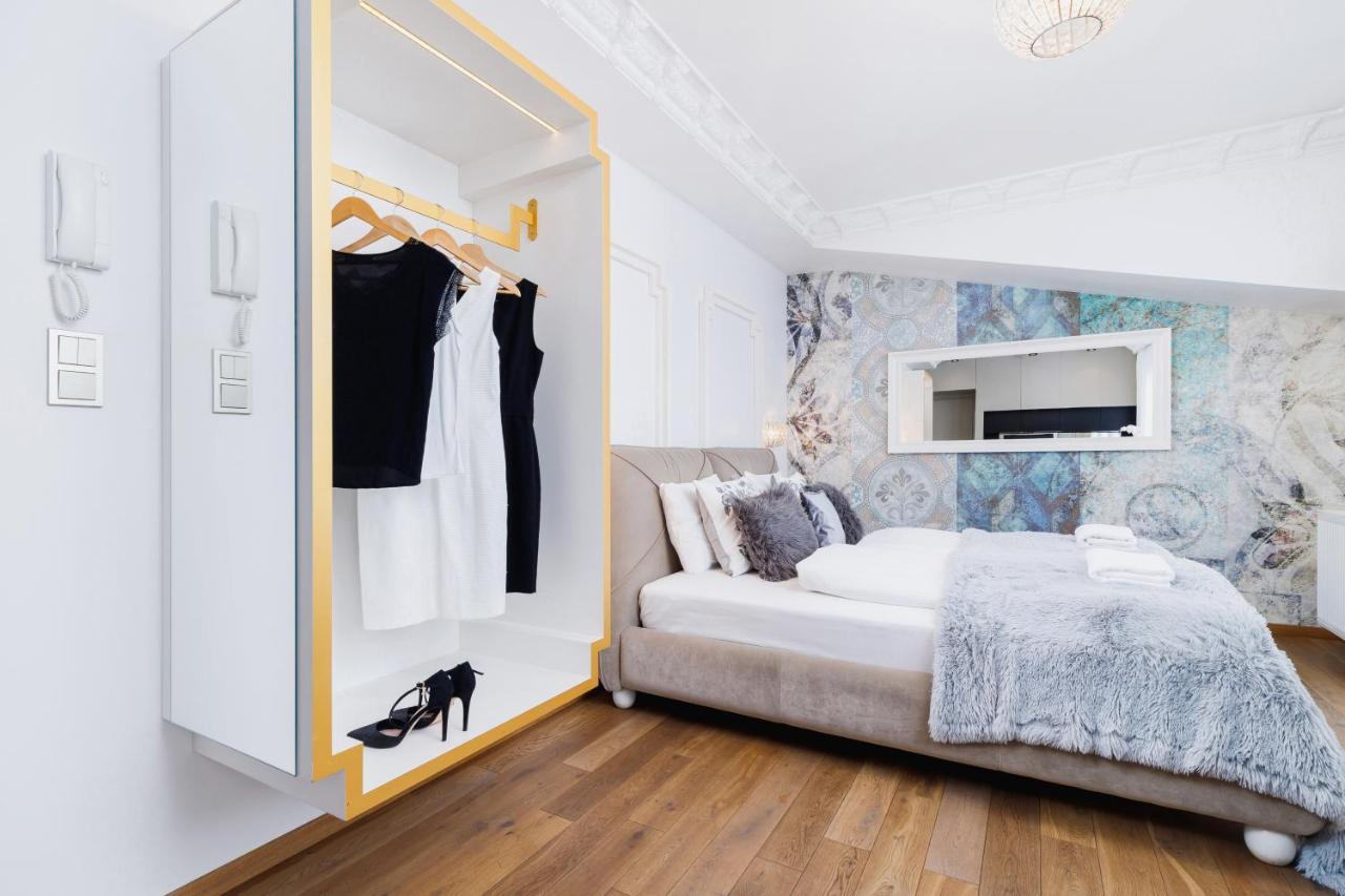 Modern Studio Wegierska Cracow By Noclegi Renters Krakow Ngoại thất bức ảnh